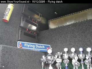 showyoursound.nl - De beukbus van Audio-system - flying dutch - SyS_2006_12_15_16_23_13.jpg - onze oude versterkers de f2-500 van audio-system